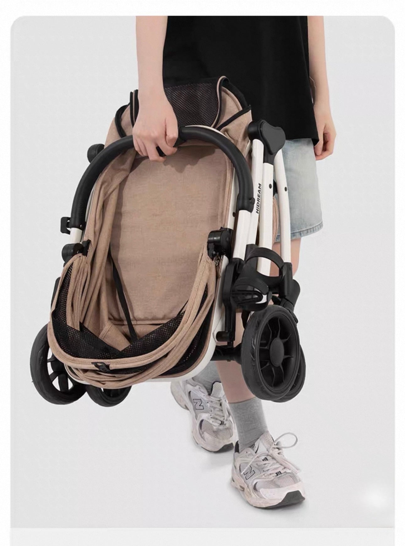HiDREAM Lightweight Pet Stroller With One-Touch Fold