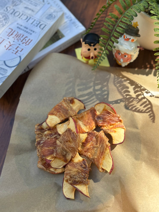 Chicken Apple Crunchy Clucks (100g)